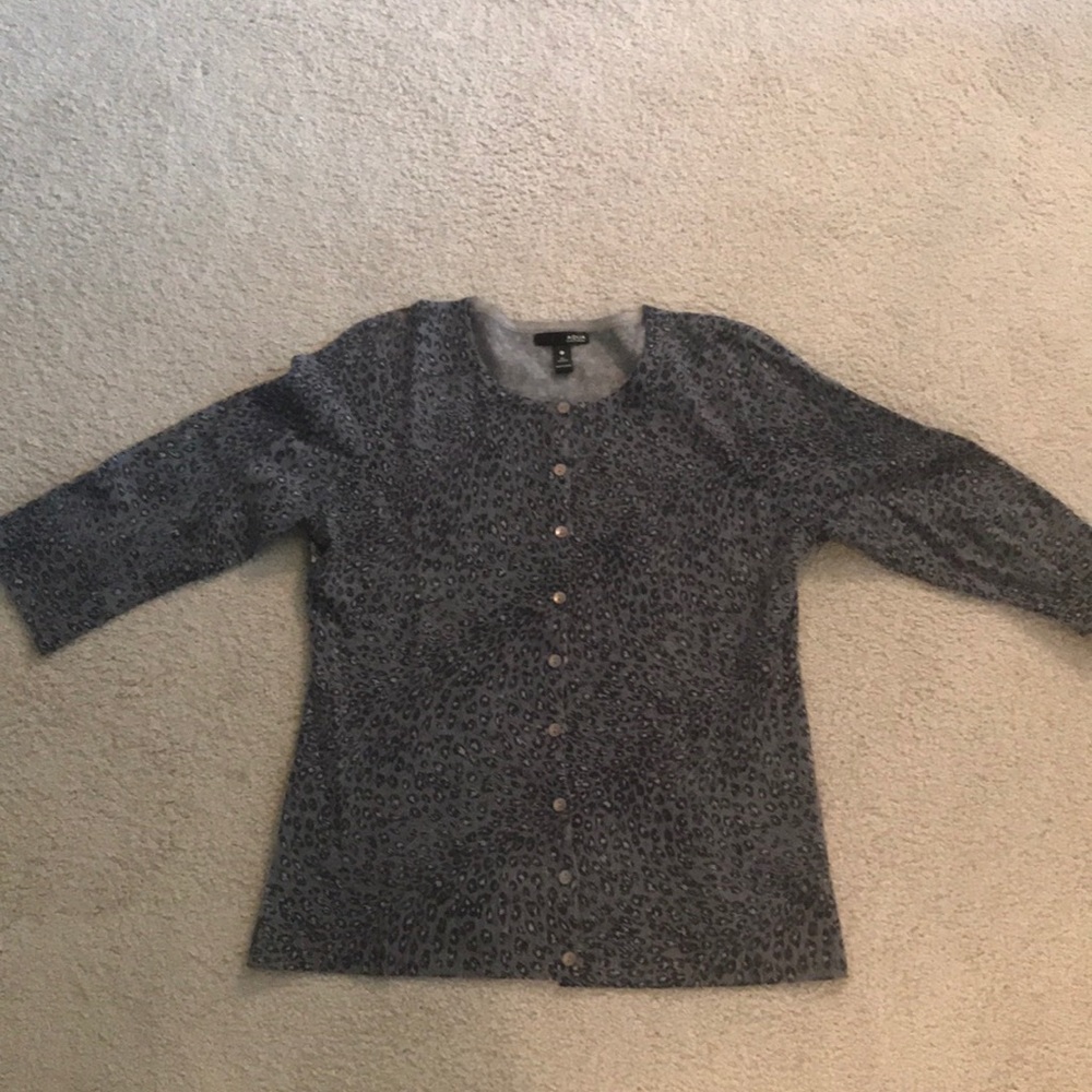 Gray leopard cashmere sweater
